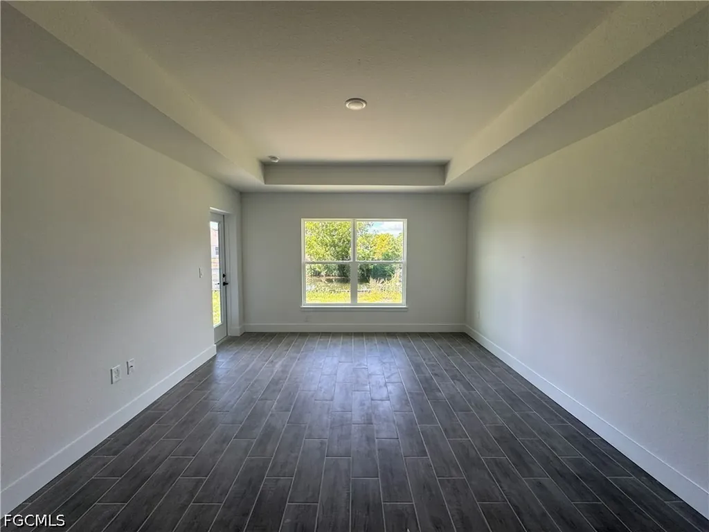 302 SE 1st Terrace Cape Coral FL 33990