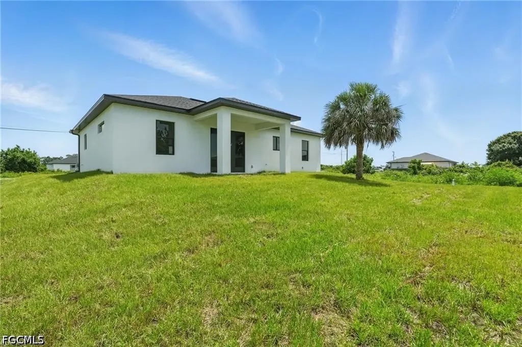 472 Rajah Street Lehigh Acres FL 33974