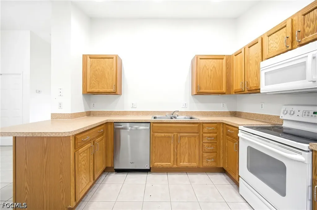 1800 Venice Avenue N Lehigh Acres FL 33971