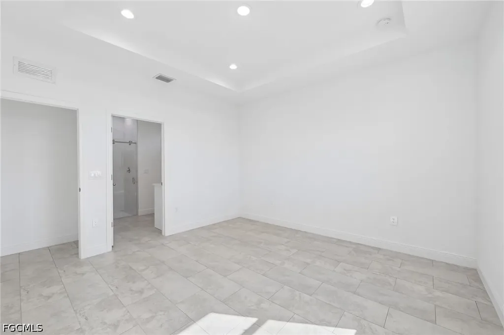 9006 S Castle Circle Labelle FL 33935