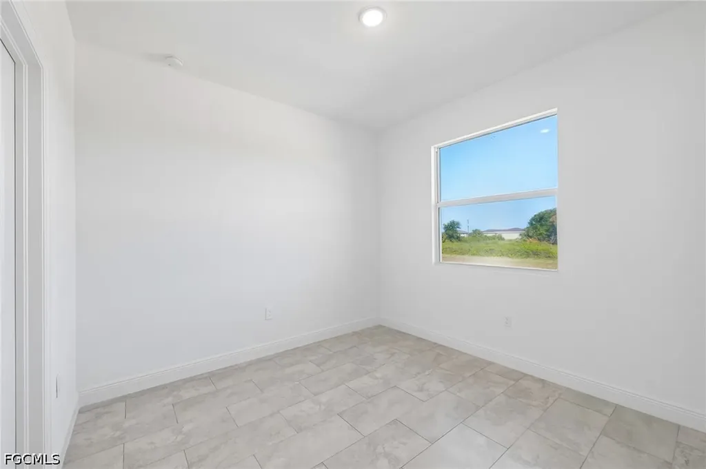 9006 S Castle Circle Labelle FL 33935
