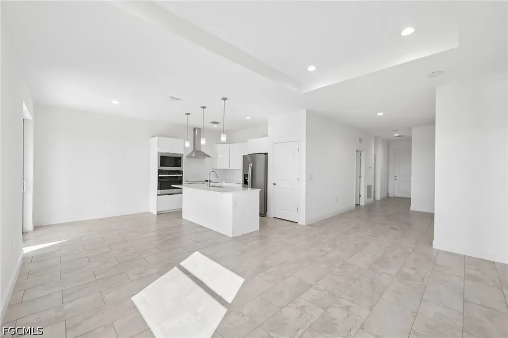 9006 S Castle Circle Labelle FL 33935