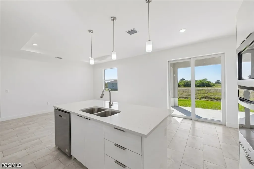 9006 S Castle Circle Labelle FL 33935