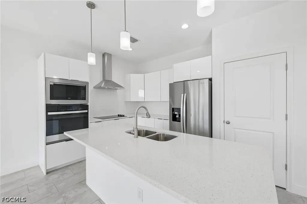 9006 S Castle Circle Labelle FL 33935