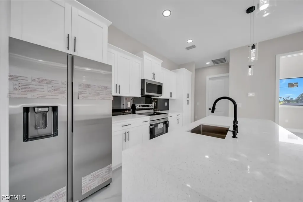 3402 15th Street SW Lehigh Acres FL 33976