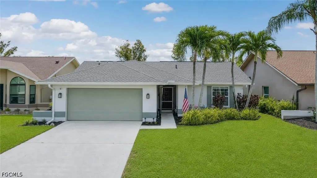 Fort Myers FL, 13103 Regent Circle