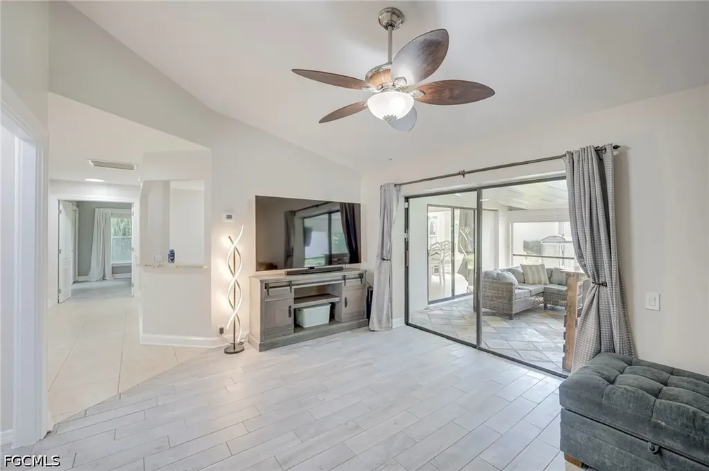 13103 Regent Circle Fort Myers FL 33966