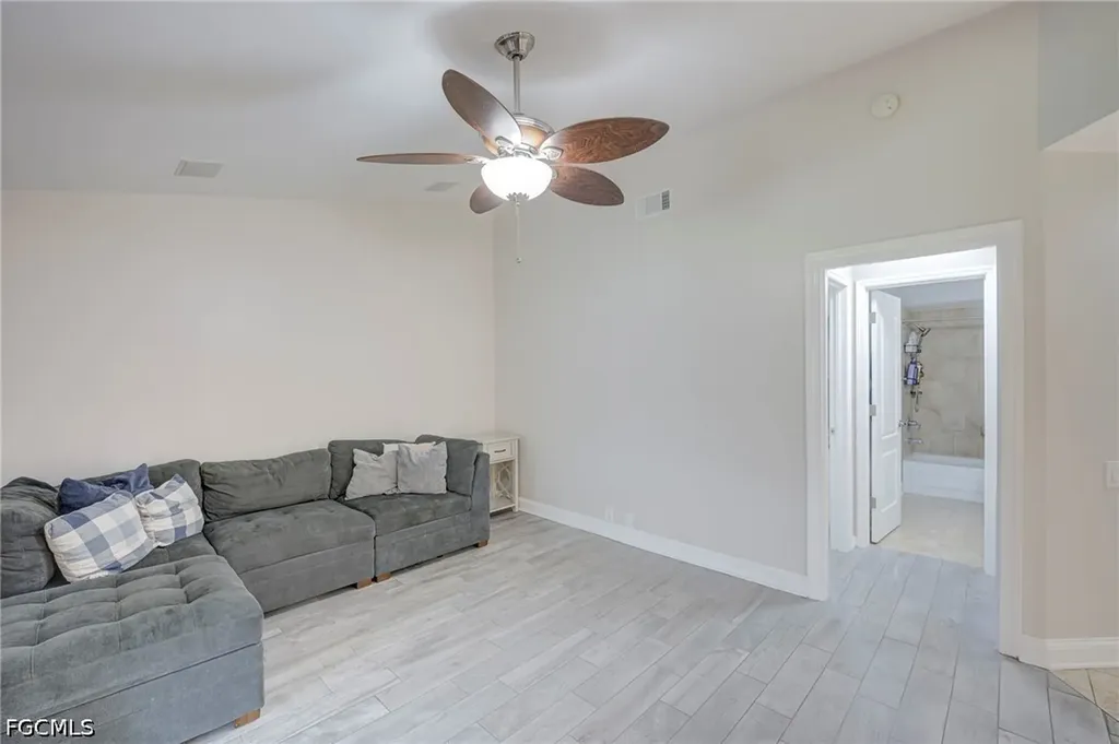 13103 Regent Circle Fort Myers FL 33966