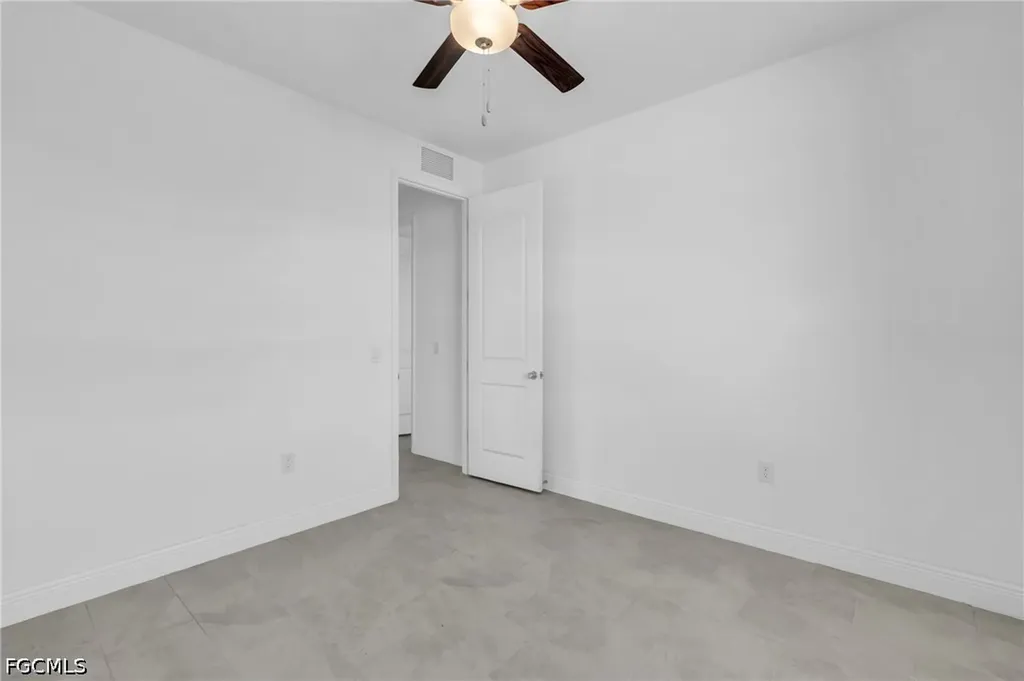 526 NW 9th Street Cape Coral FL 33993