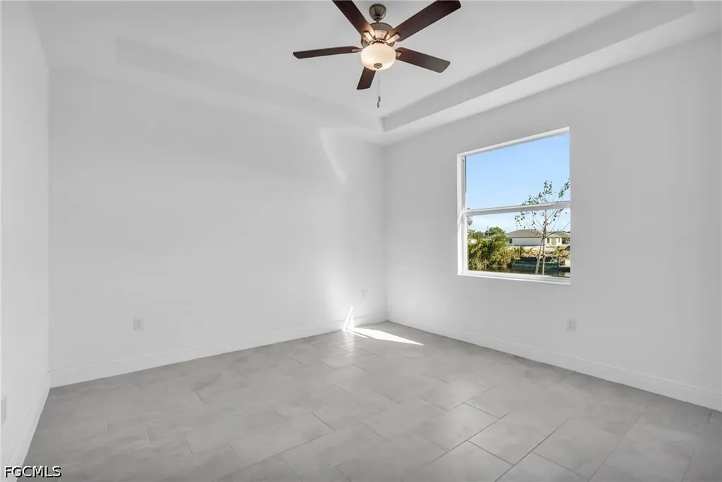 526 NW 9th Street Cape Coral FL 33993