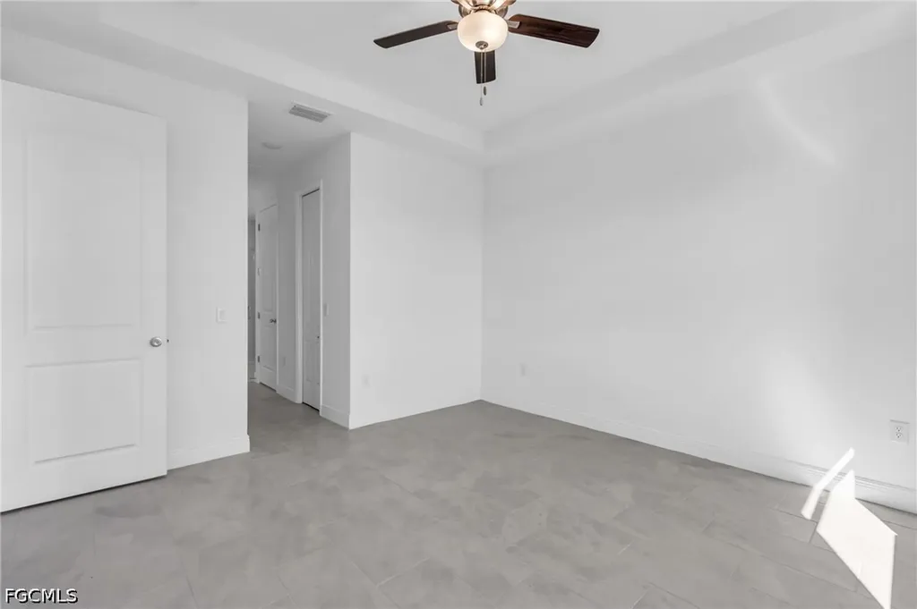 526 NW 9th Street Cape Coral FL 33993