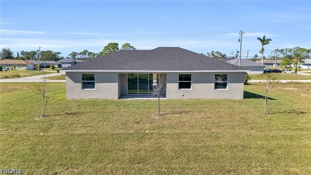526 NW 9th Street Cape Coral FL 33993