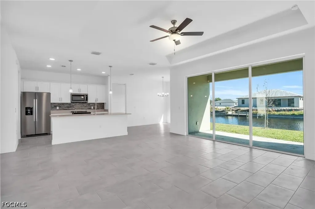 526 NW 9th Street Cape Coral FL 33993