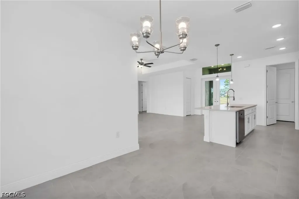 526 NW 9th Street Cape Coral FL 33993