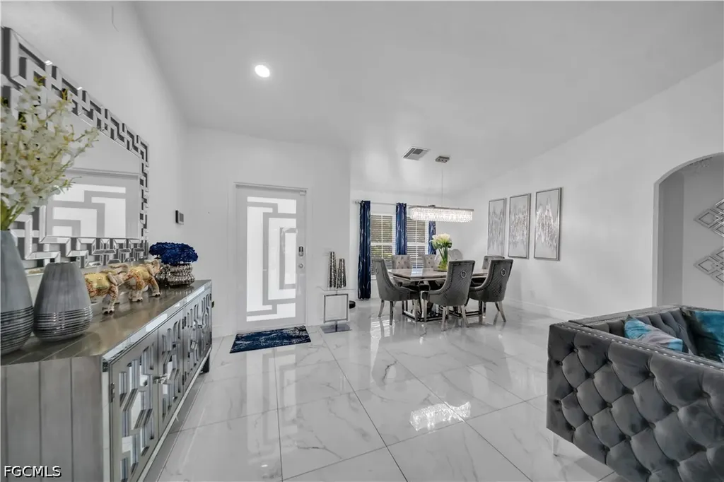 3902 3rd Street SW Lehigh Acres FL 33976