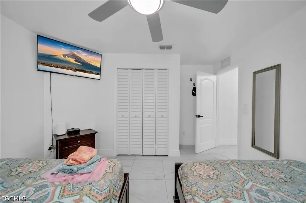 3902 3rd Street SW Lehigh Acres FL 33976