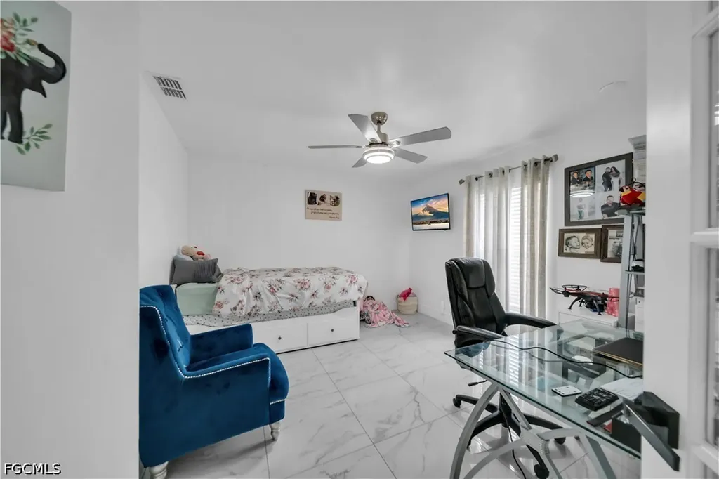 3902 3rd Street SW Lehigh Acres FL 33976