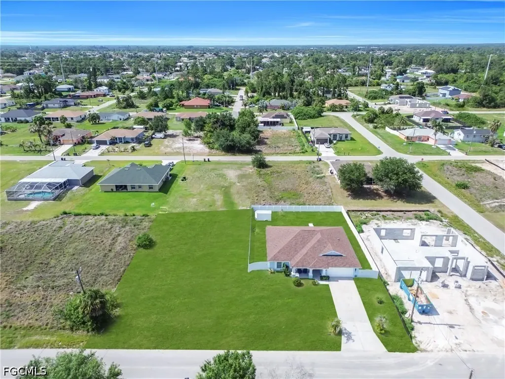 3902 3rd Street SW Lehigh Acres FL 33976