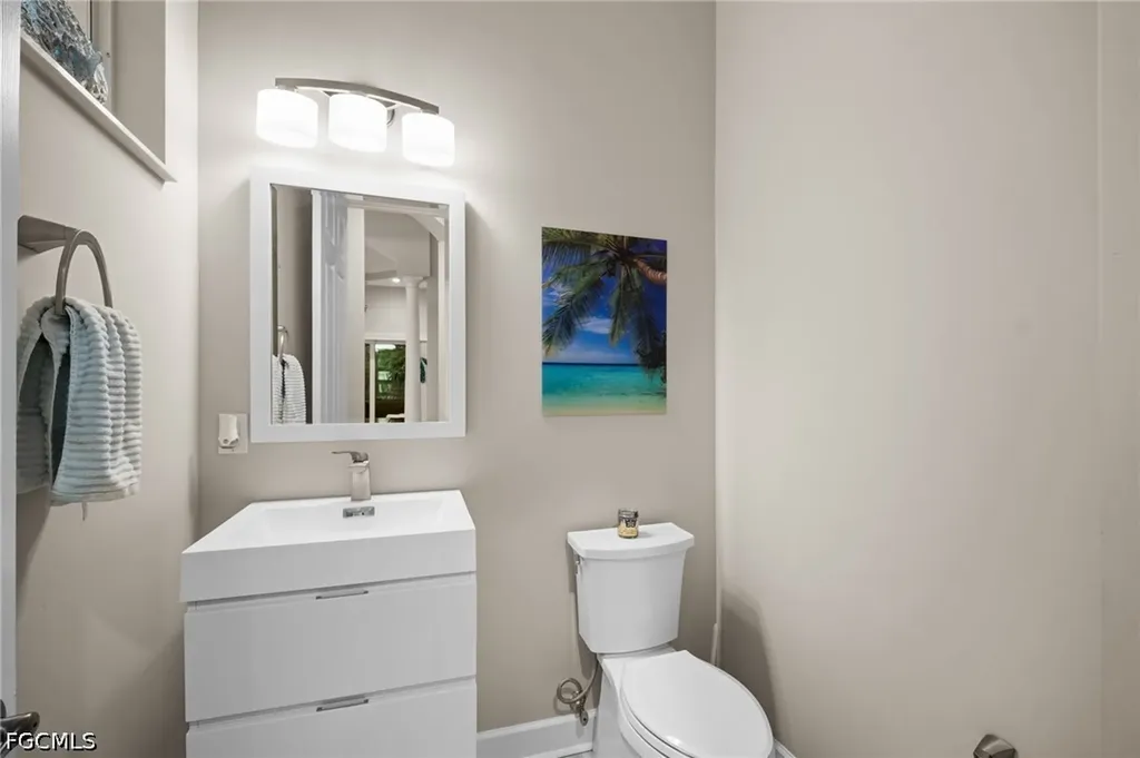 9042 Bronco Court Naples FL 34113