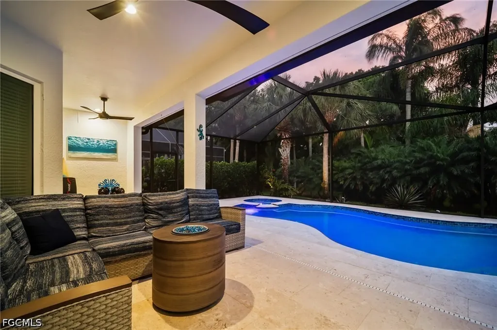 9042 Bronco Court Naples FL 34113