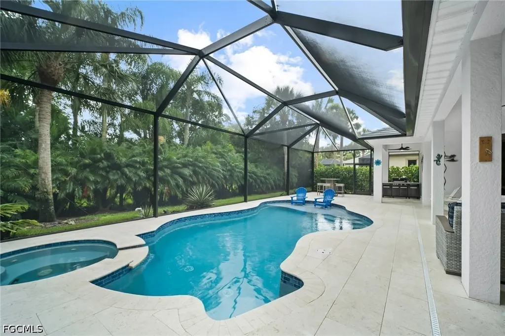 9042 Bronco Court Naples FL 34113