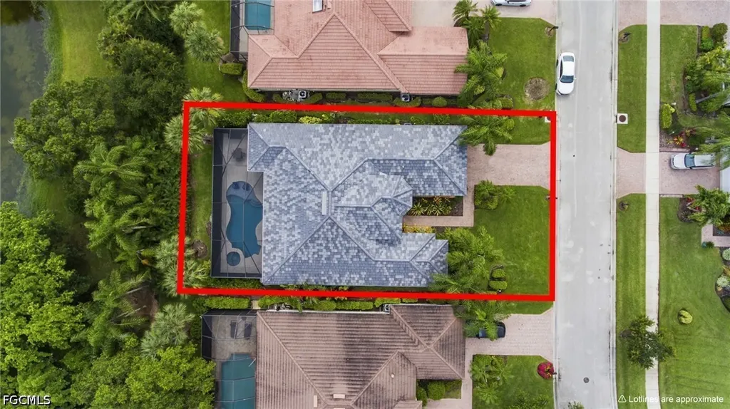 9042 Bronco Court Naples FL 34113