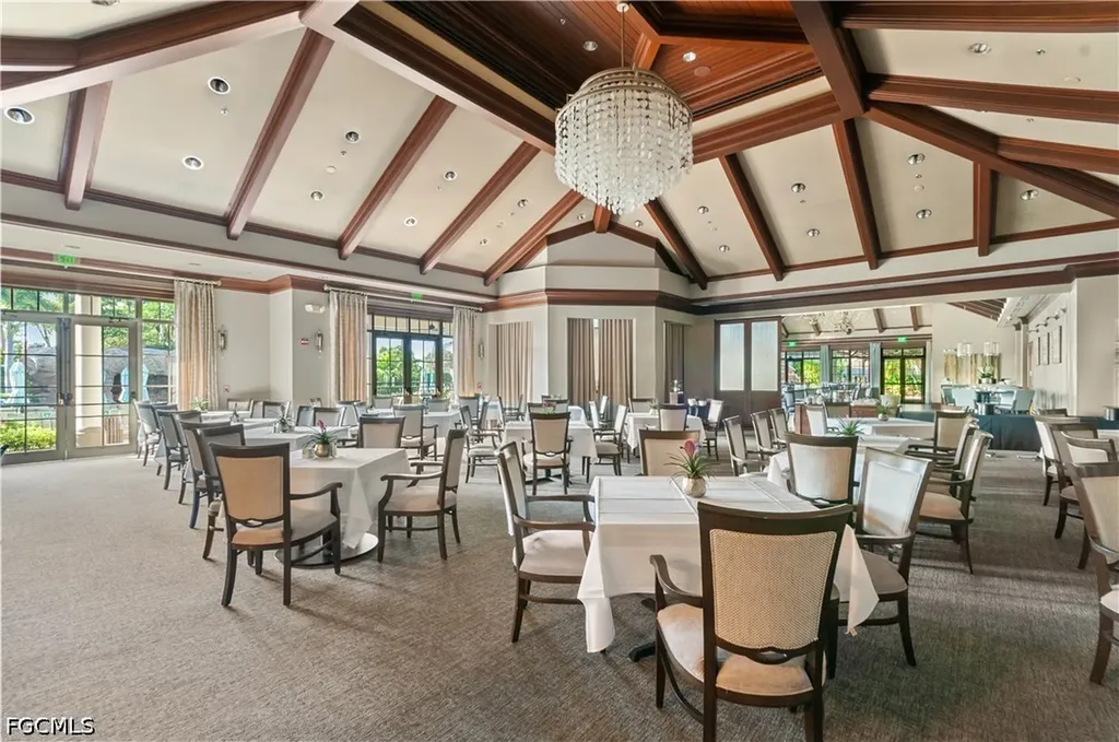 9042 Bronco Court Naples FL 34113