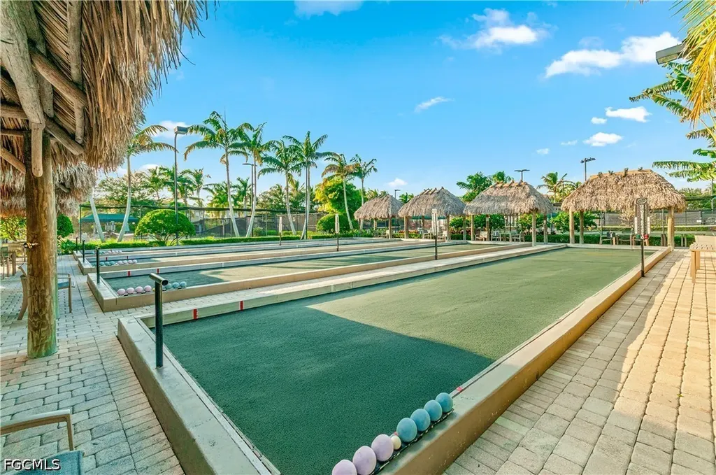 9042 Bronco Court Naples FL 34113