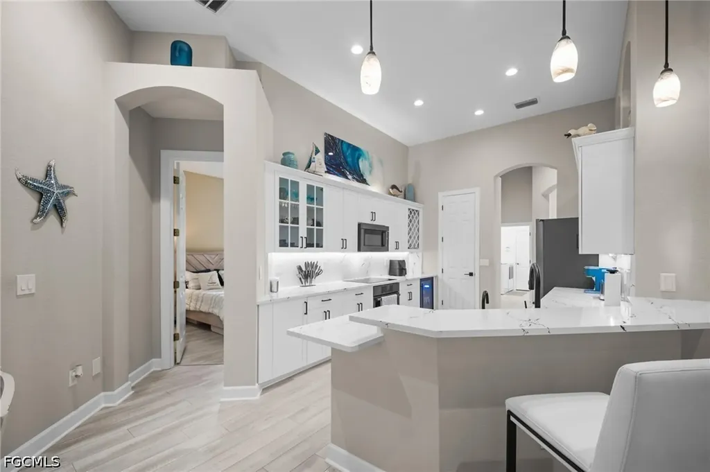 9042 Bronco Court Naples FL 34113