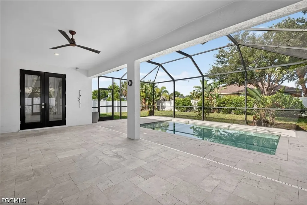 1218 SW 9th Court Cape Coral FL 33991