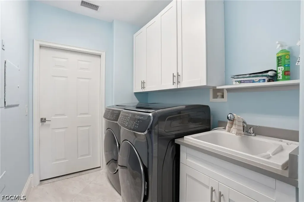 9380 Triana Terrace Fort Myers FL 33912