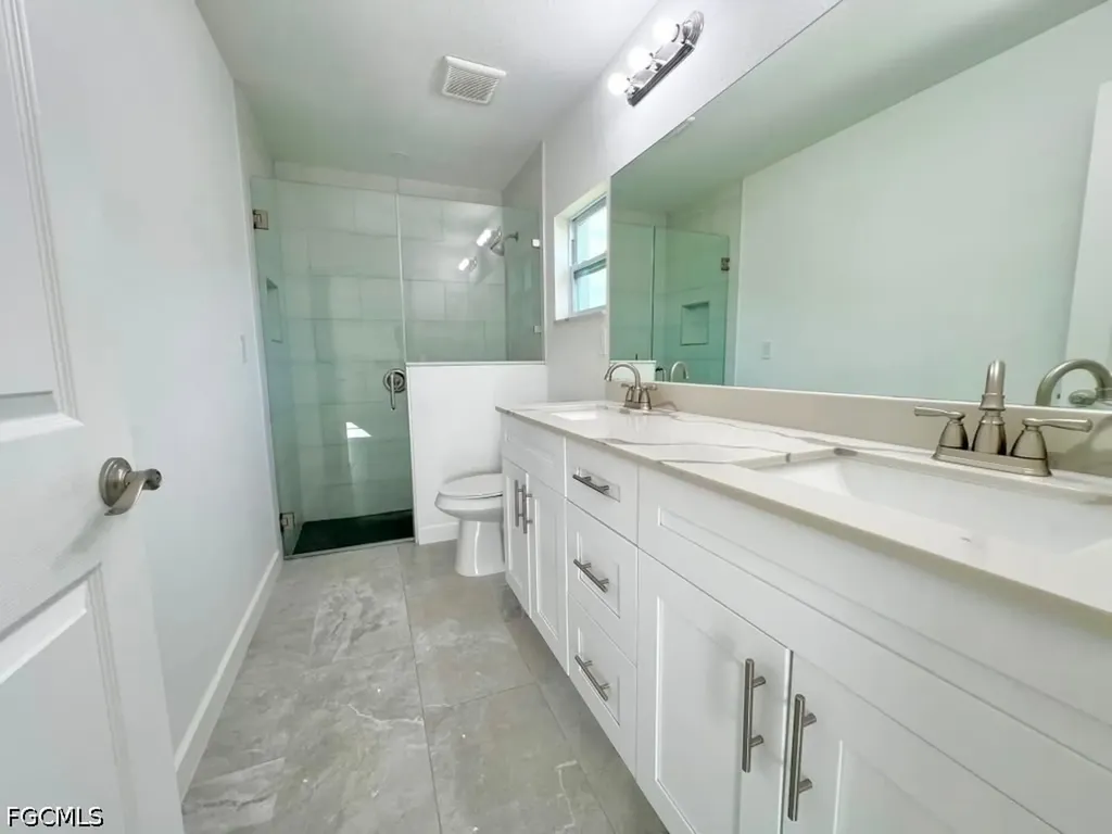 4622 SW 7th Place Cape Coral FL 33914