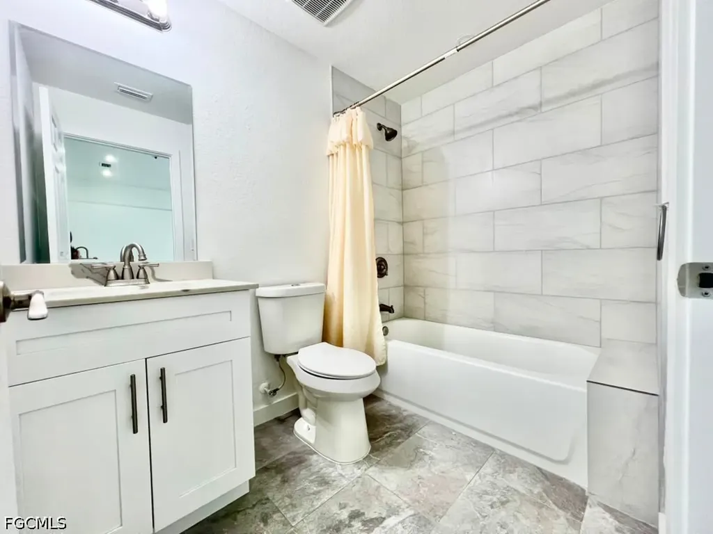 4622 SW 7th Place Cape Coral FL 33914