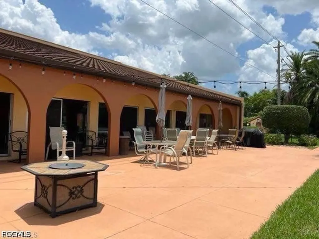 6136 Whiskey Creek Drive Fort Myers FL 33919