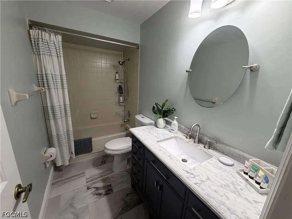 5883 Sand Oak Drive Fort Myers FL 33919