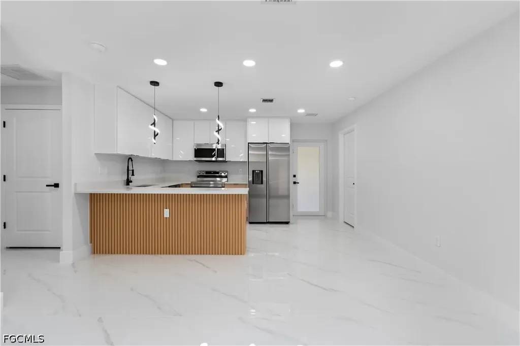 1055 Asther Street E Lehigh Acres FL 33974
