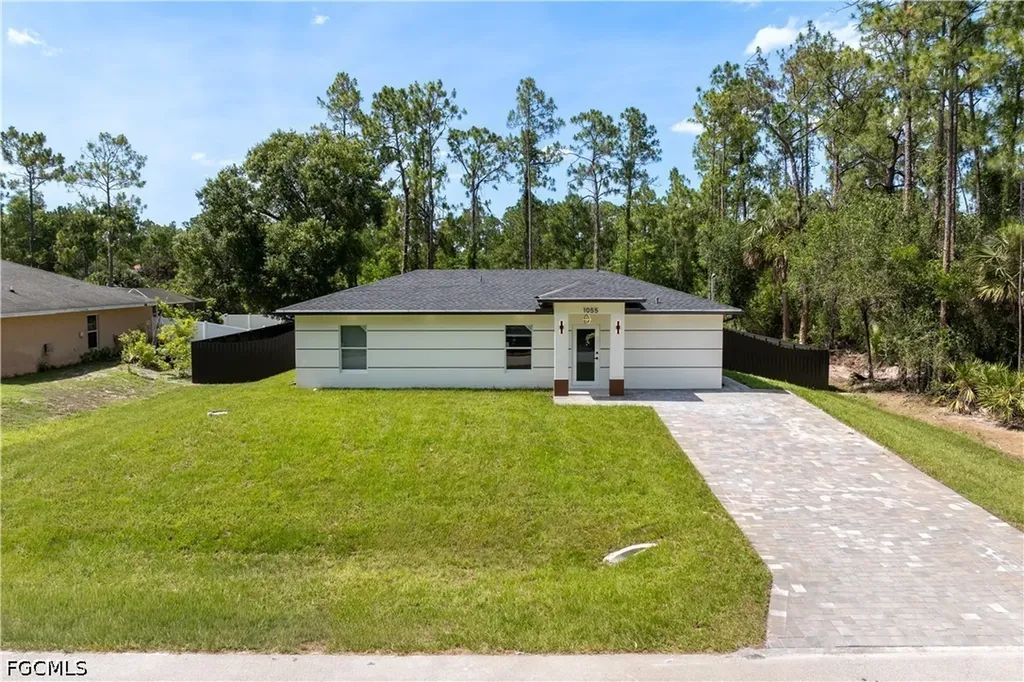 1055 Asther Street E Lehigh Acres FL 33974