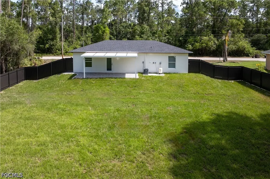 1055 Asther Street E Lehigh Acres FL 33974