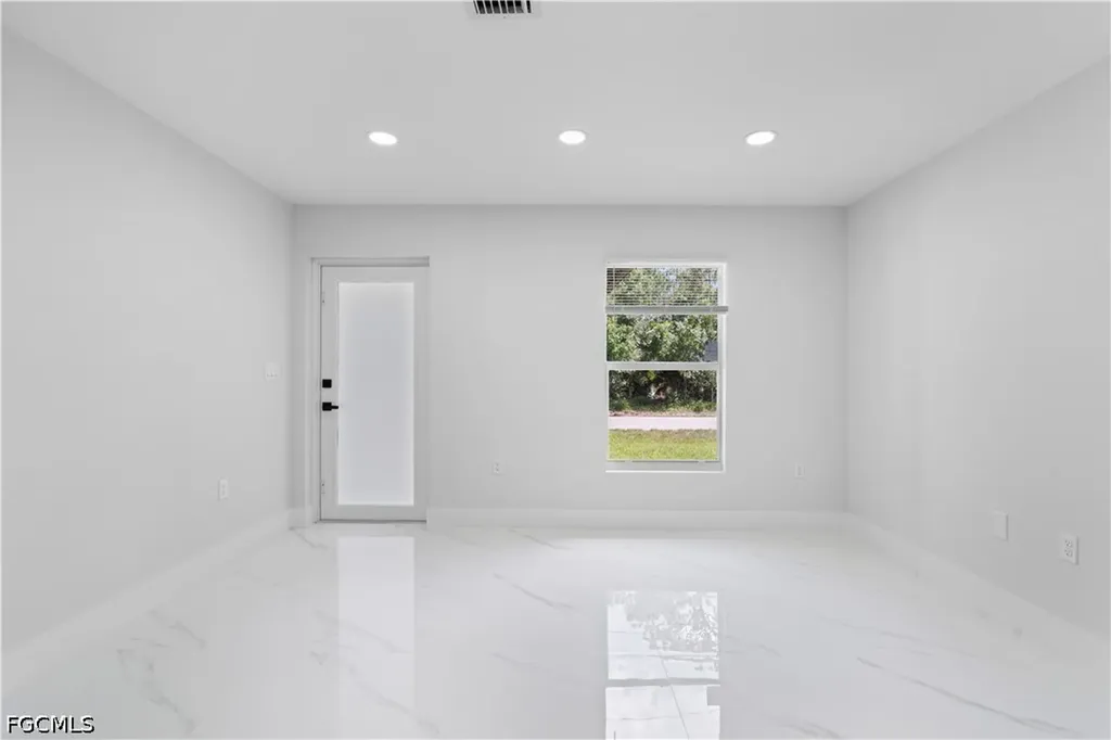 1055 Asther Street E Lehigh Acres FL 33974