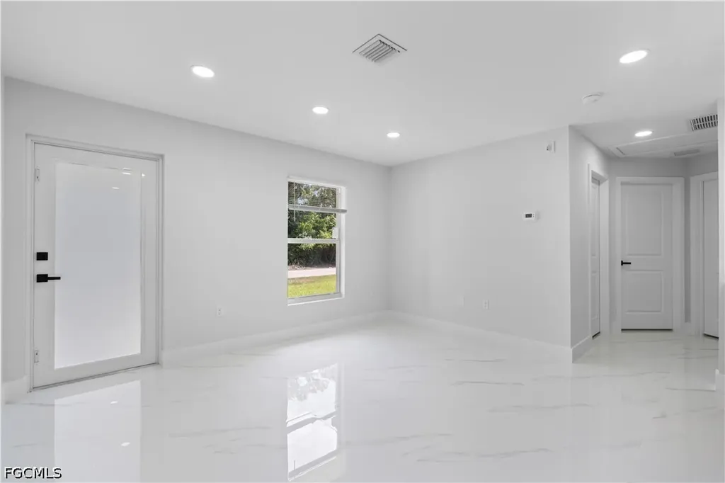 1055 Asther Street E Lehigh Acres FL 33974