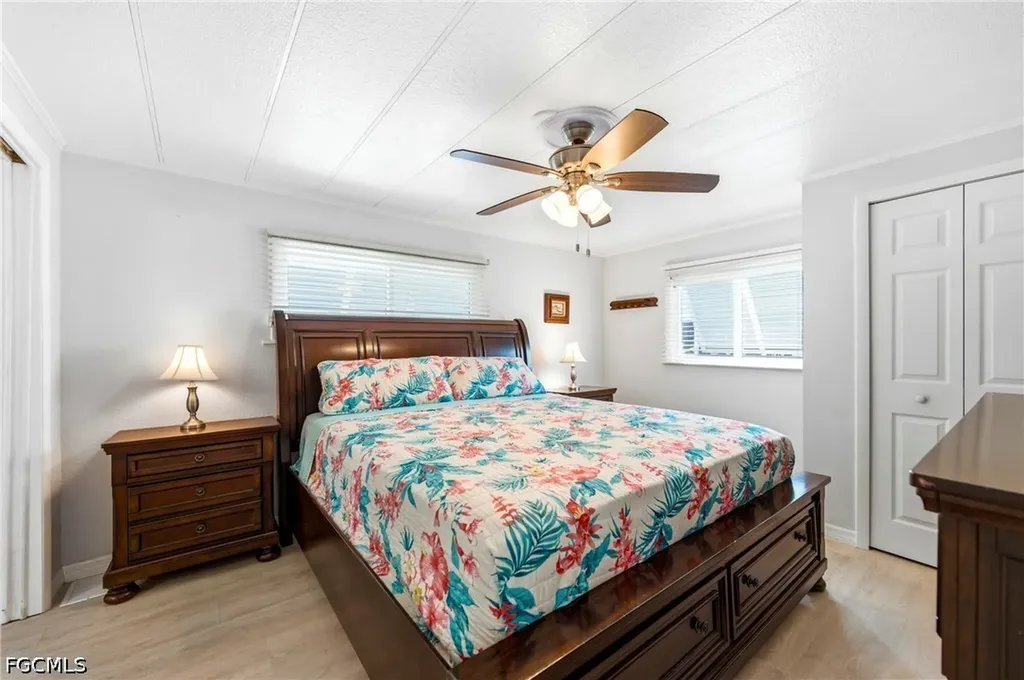 5509 Sir Walter Way North Fort Myers FL 33917