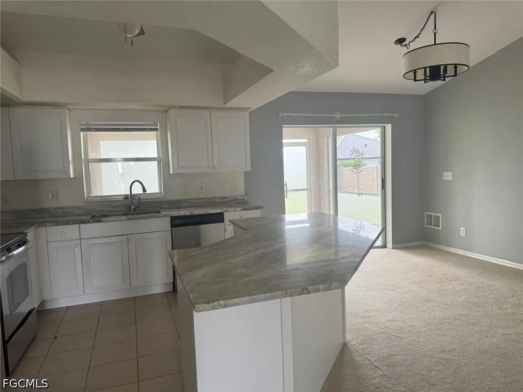 2227 SW 5th Avenue Cape Coral FL 33991