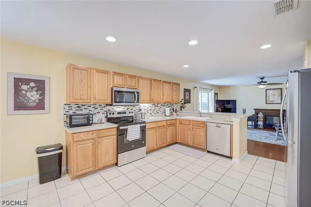 8889 Fawn Ridge Drive Fort Myers FL 33912