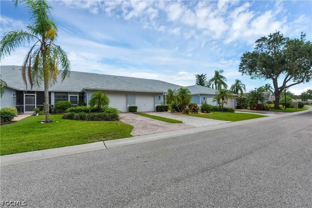 20670 Candlewood Hollow Estero FL 33928