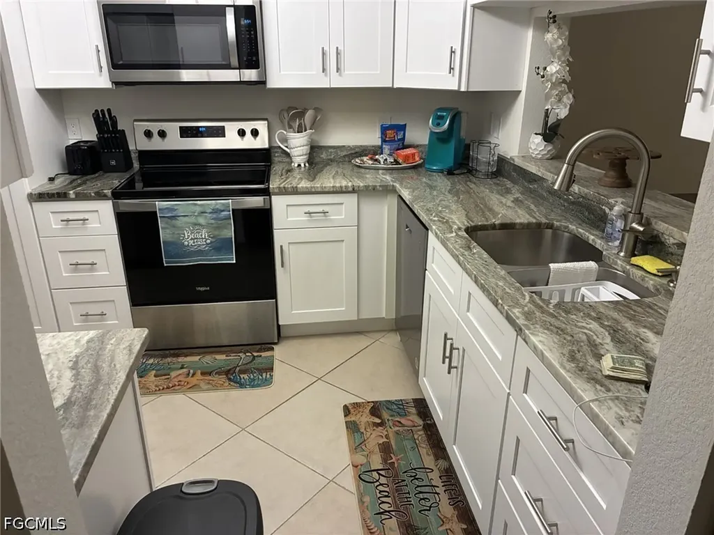 12581 Kelly Sands Way Fort Myers FL 33908