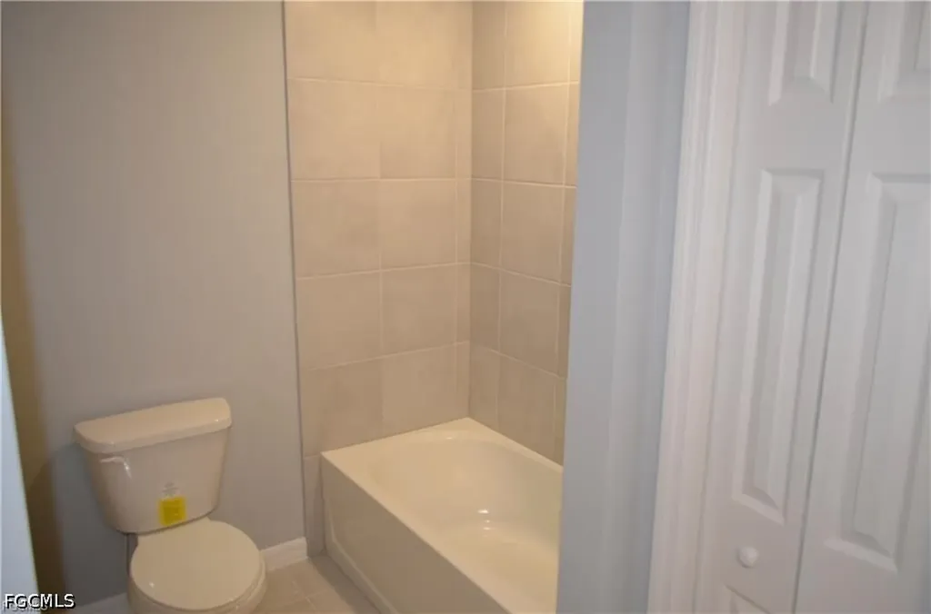 1127 NE 10th Street Cape Coral FL 33909