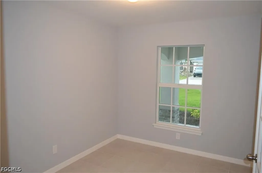 1127 NE 10th Street Cape Coral FL 33909