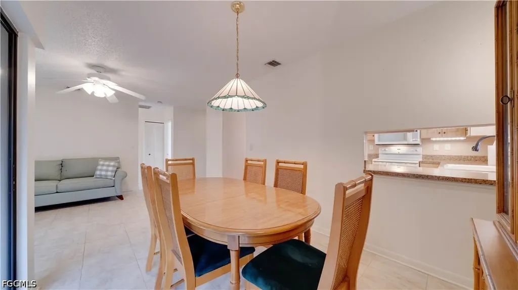 1220 SE 6th Terrace Cape Coral FL 33990