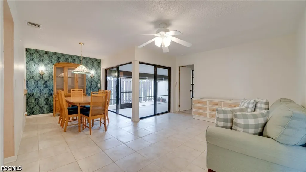 1220 SE 6th Terrace Cape Coral FL 33990