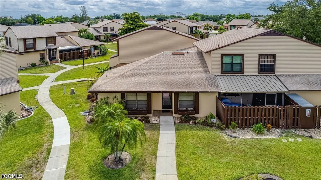 1220 SE 6th Terrace Cape Coral FL 33990